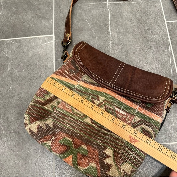 Myra bag crossbody tan gray leather boho woven western southwest canvas - Picture 8 of 10